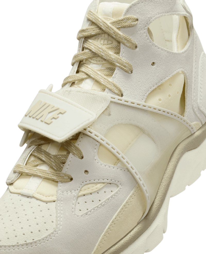 Nike Air Trainer Huarache (Sail/LT Khaki-Desert Khaki) Nike