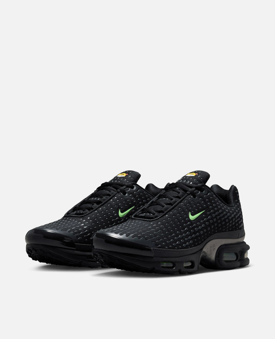 Nike Air Max Plus VII (Black/Illusion Green-Dark Smoke Grey-Metallic Pewter) Nike