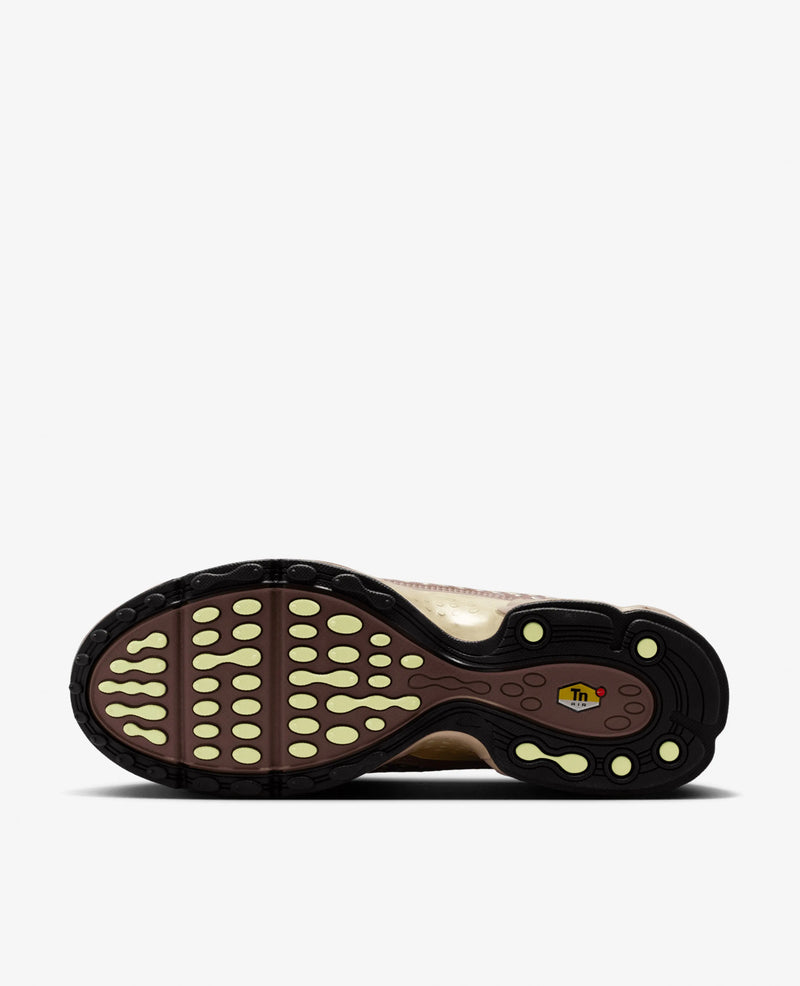 Nike Air Max Plus VII (Plum Eclipse/Barely Volight-Metallic Gold Grain-Black-Malight-Metallic Silver) Nike