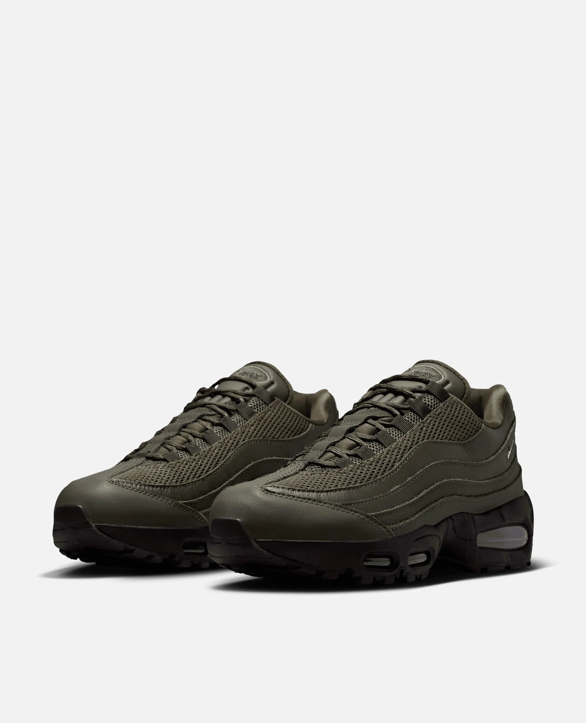 W Nike Air Max 95 (CARGO KHAKI/MEDIUM OLIVE-BLACK) Nike