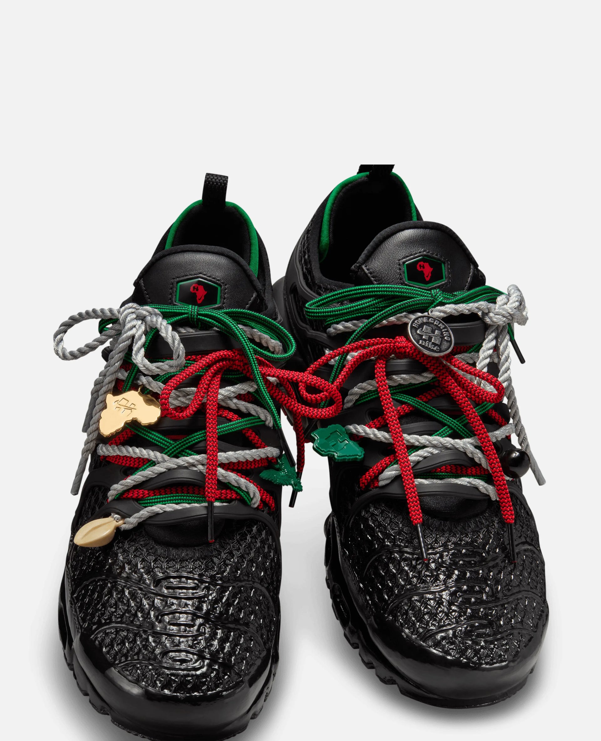 HOMECOMING x Nike Air Max Plus (Pan African) Nike