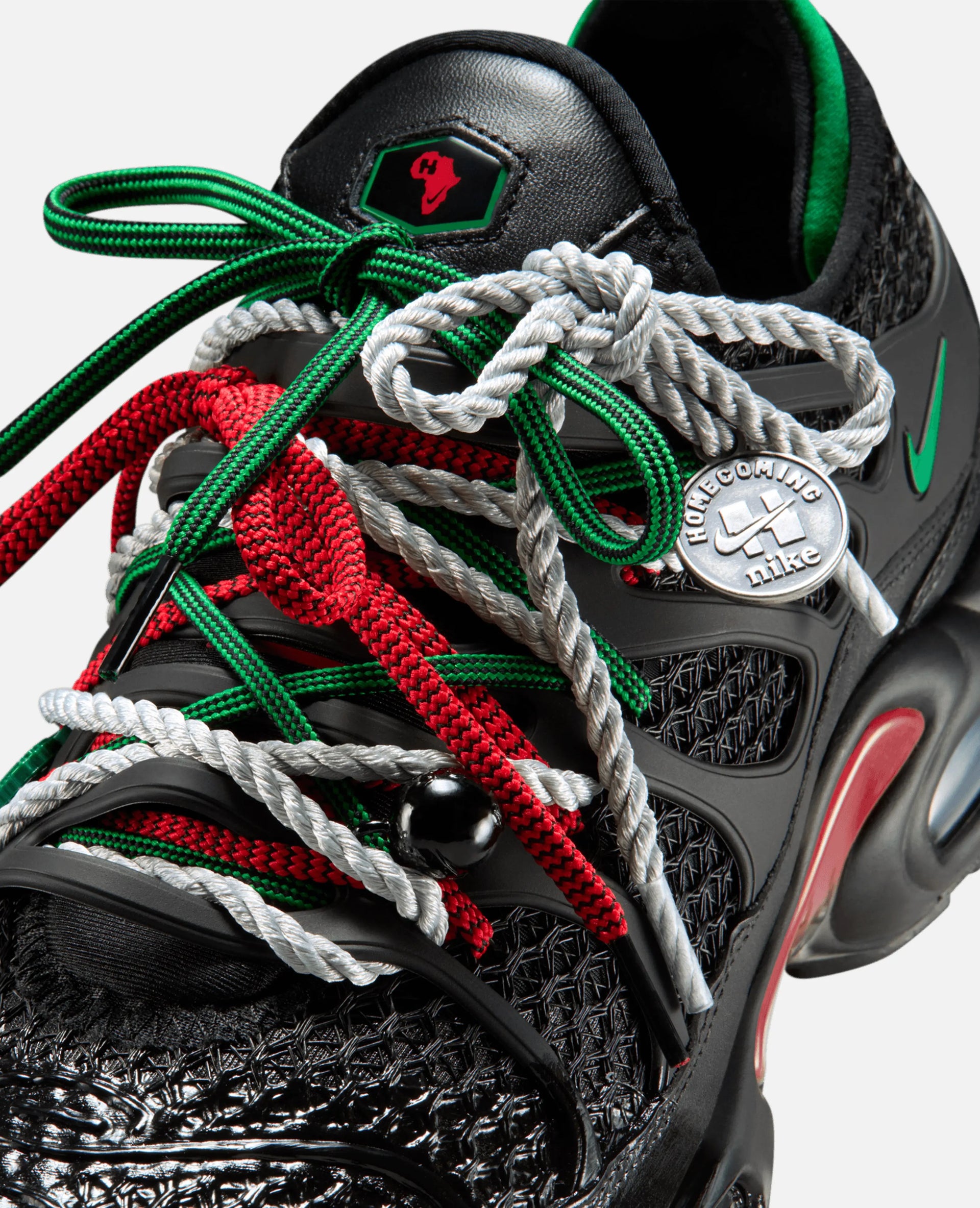 HOMECOMING x Nike Air Max Plus (Pan African) Nike