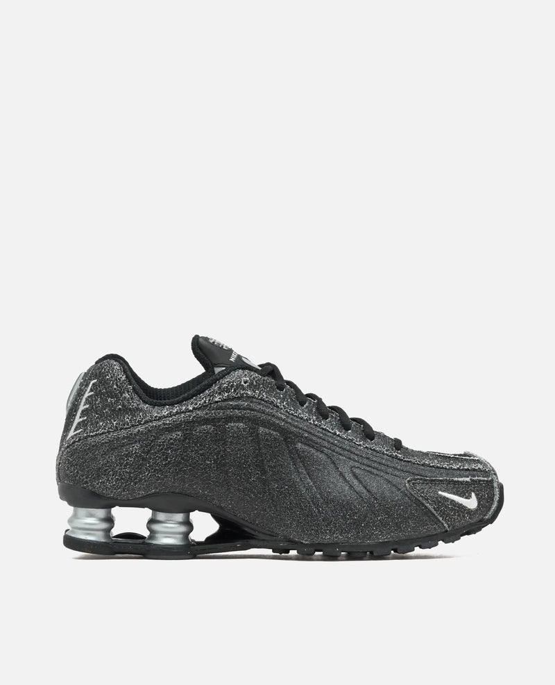 Nike Shox R4 QS (Black/Sail-LT Smoke Grey-Metallic Silver) Nike