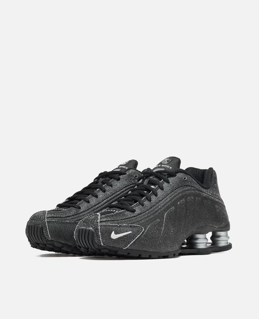 Nike Shox R4 QS (Black/Sail-LT Smoke Grey-Metallic Silver) Nike