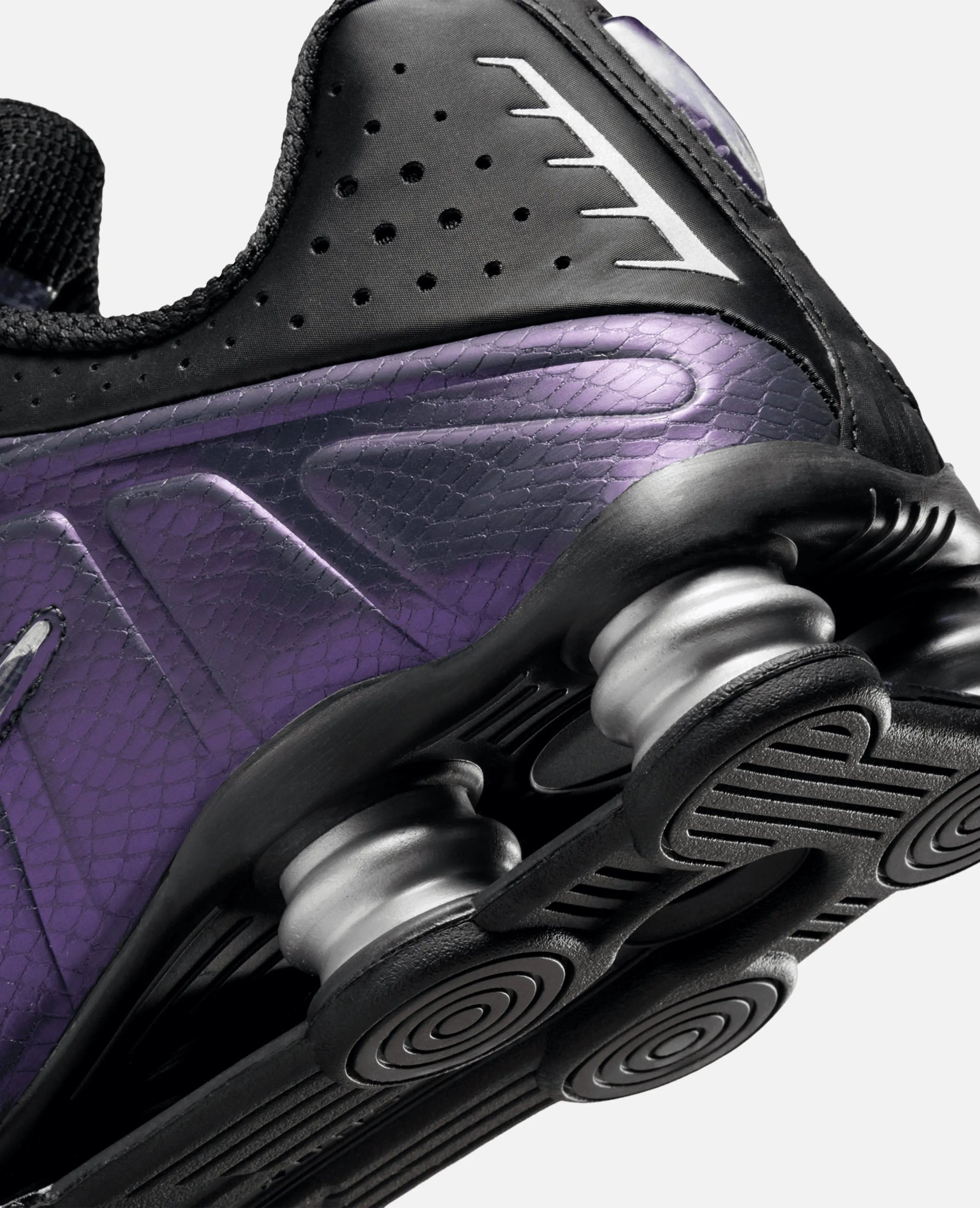 Nike Shox R4 (Black/Anthracite-Metallic Silver) Nike