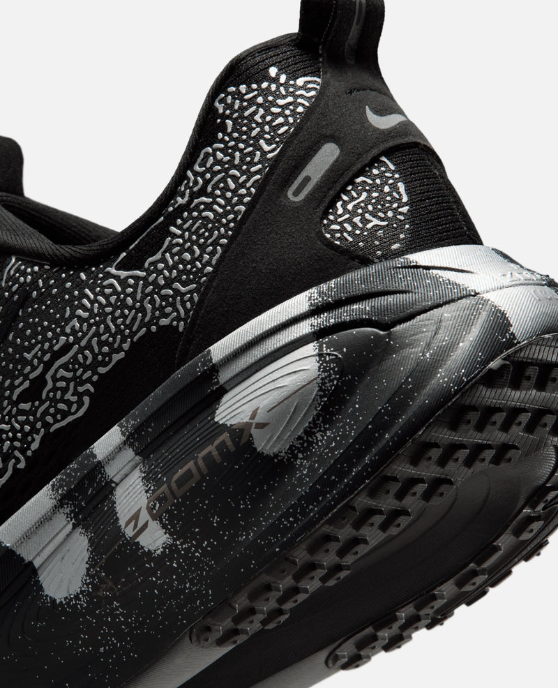 Nike Vomero 18 Disrupt (Iron Grey/Black-Light Smoke Grey) Nike