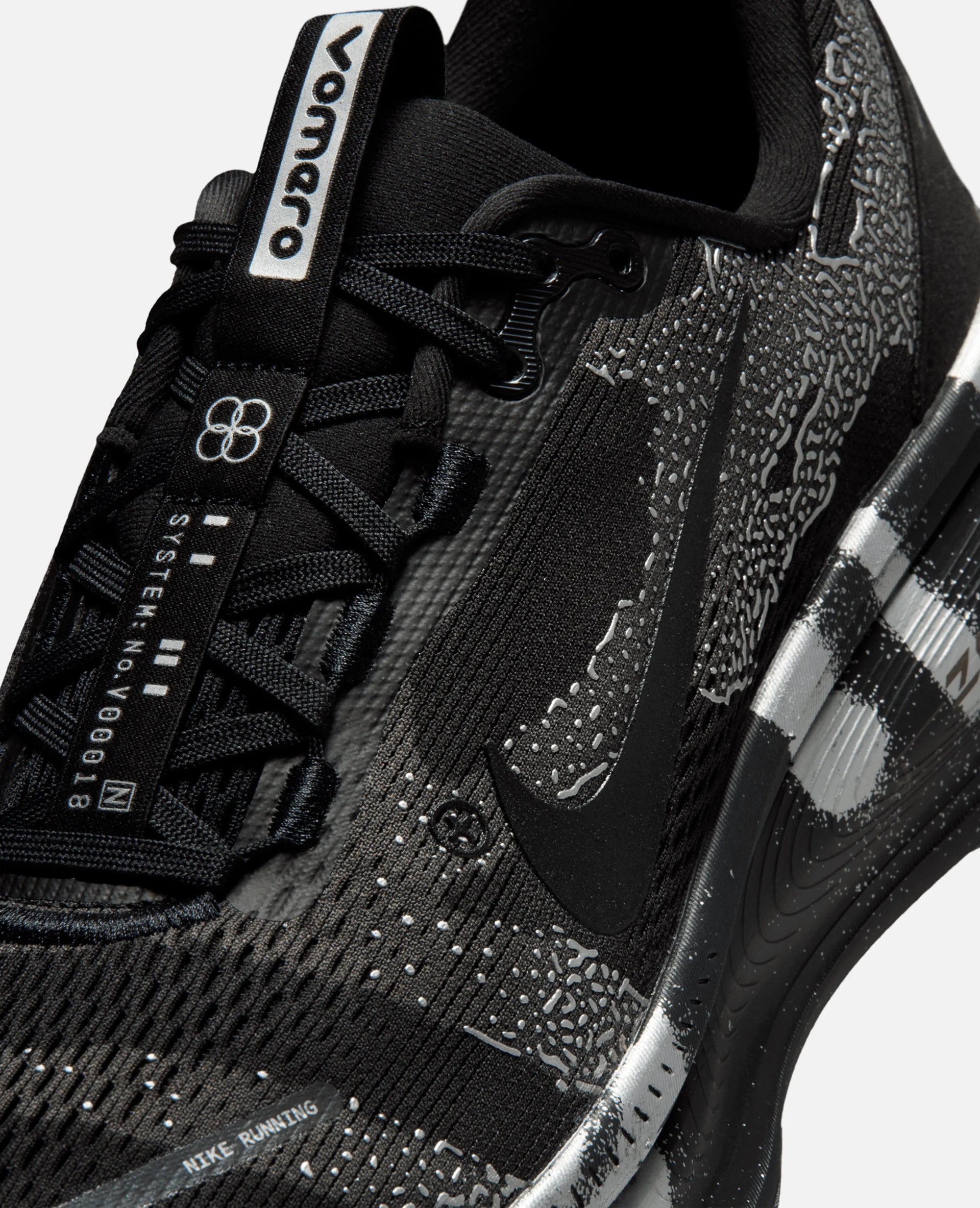 Nike Vomero 18 Disrupt (Iron Grey/Black-Light Smoke Grey) Nike