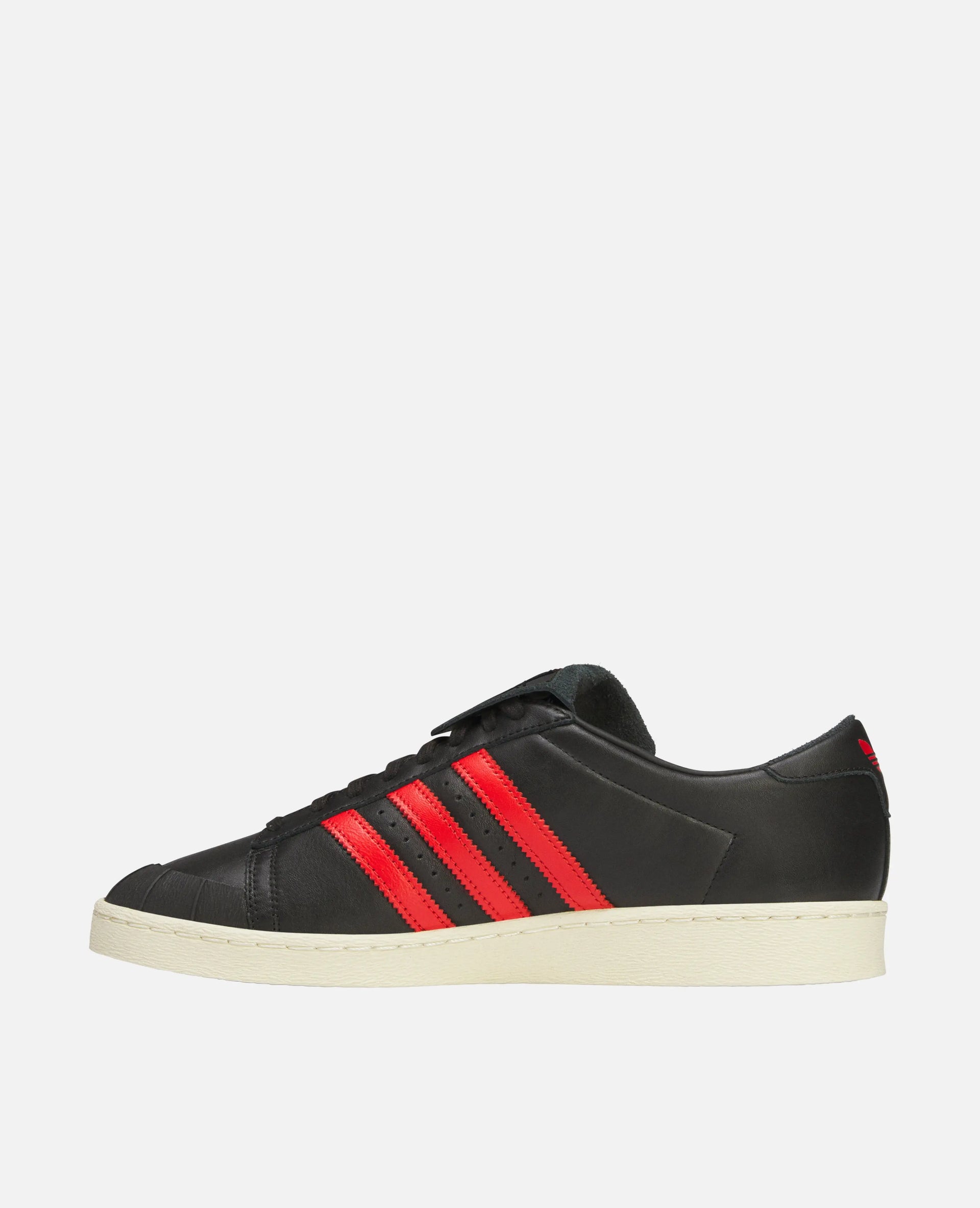 adidas Chavarria Jabbar Low (Core Black/Core Black/Red) Adidas